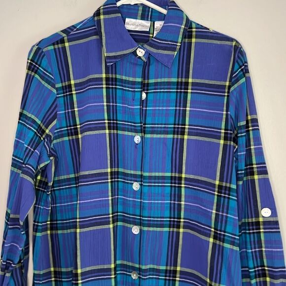 Drapers & Damons Blouse Size Medium Blue Plaid Long Sleeves - Picture 2 of 9